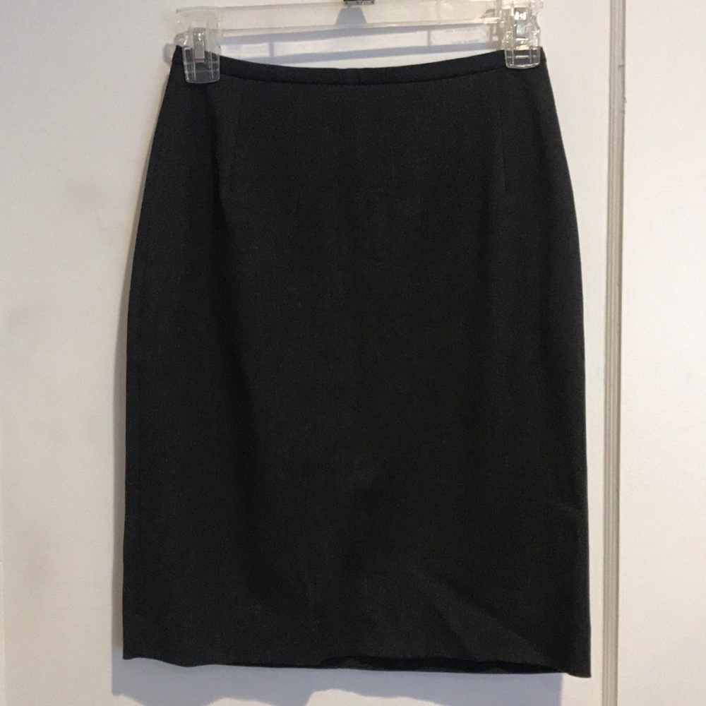 Vertigo grey mini skirt.